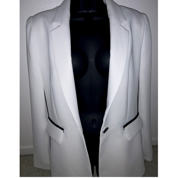 1.STATE ‼️ SALE‼️ Contrast Stripe Textured Crepe Blazer—NWOT - Picture 11 of 13